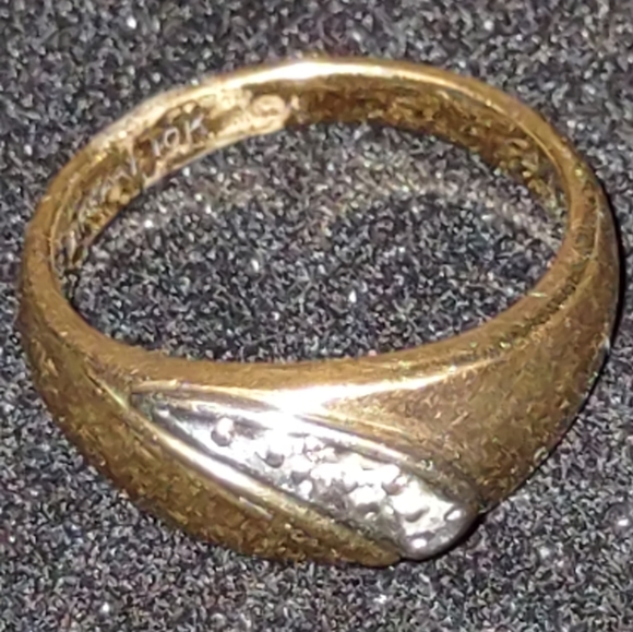 DIAMOND 10k solid gold 3 stone ring - Picture 5 of 8